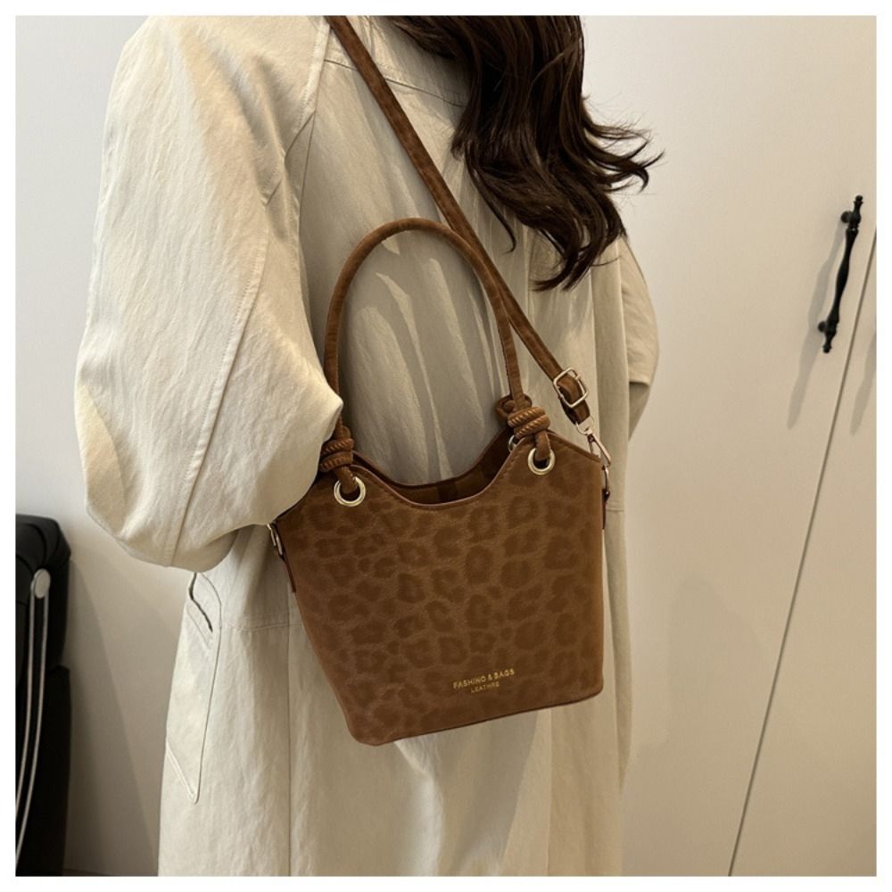 Portable Leopard Print Shoulde - Leather Backpack Vintage recension och pris
